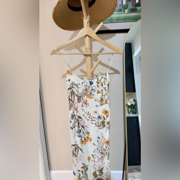 Reformation Petite Kourtney Dress in Frolic, size 6P, brand new, never worn. - Picture 10 of 13